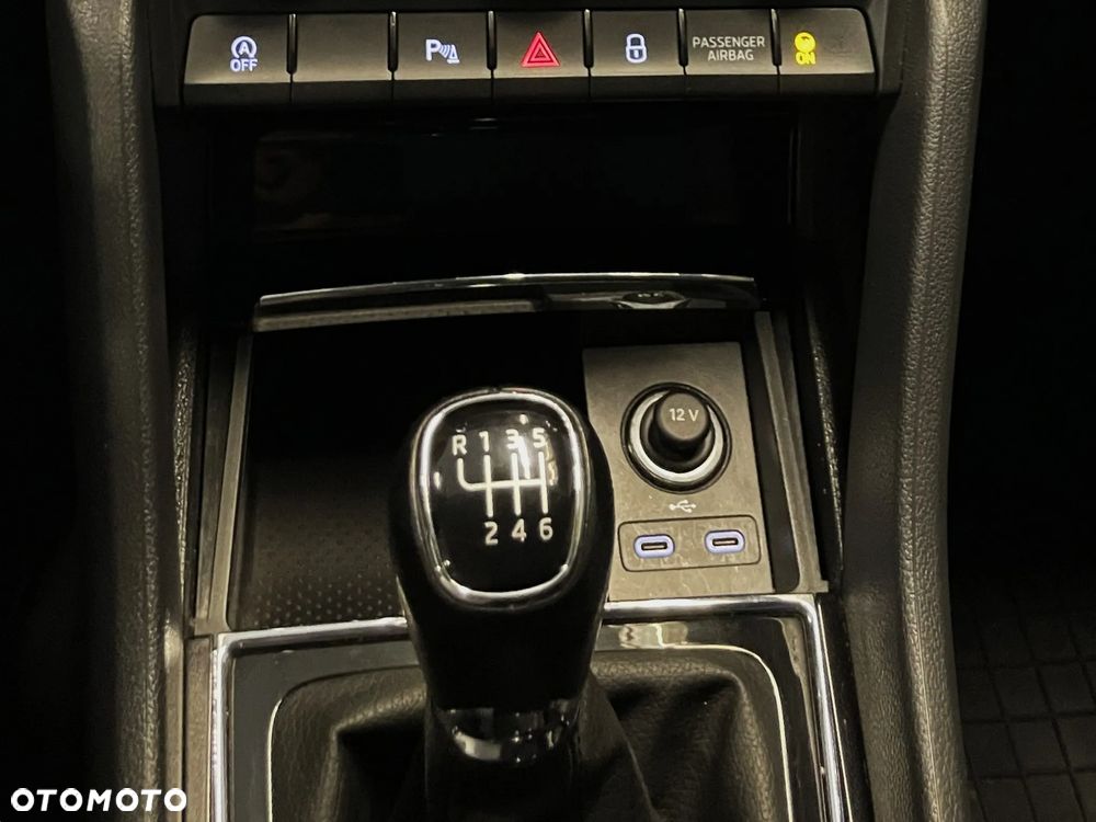 Skoda Karoq 1.5 TSI ACT GPF 4x2 Ambition - 16