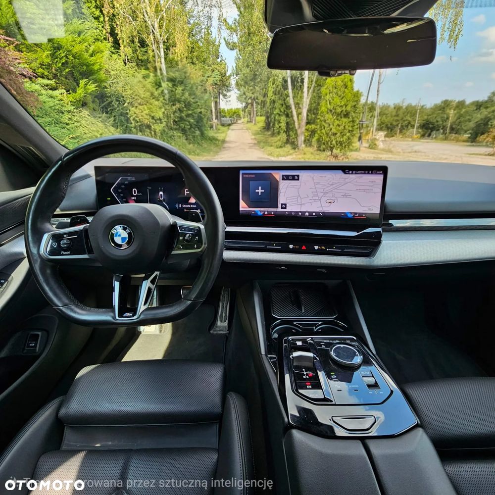 BMW Seria 5 520i mHEV - 15