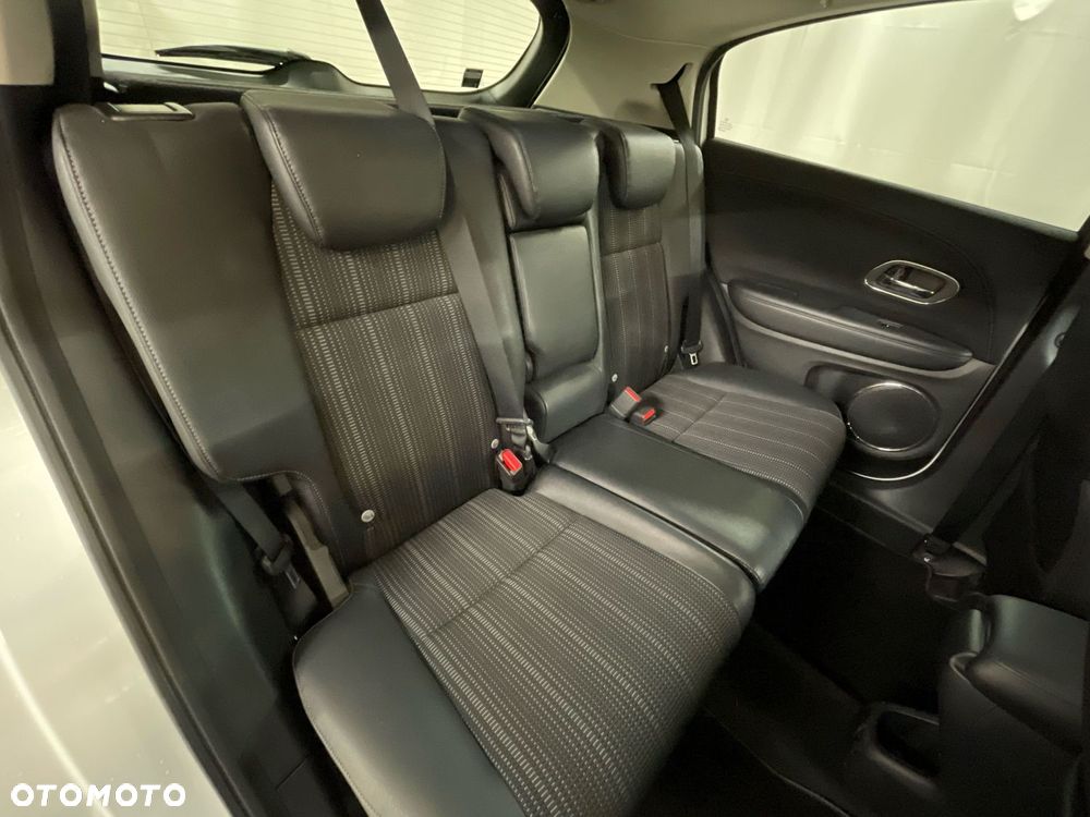 Honda HR-V 1.5 i-VTEC CVT Executive - 36