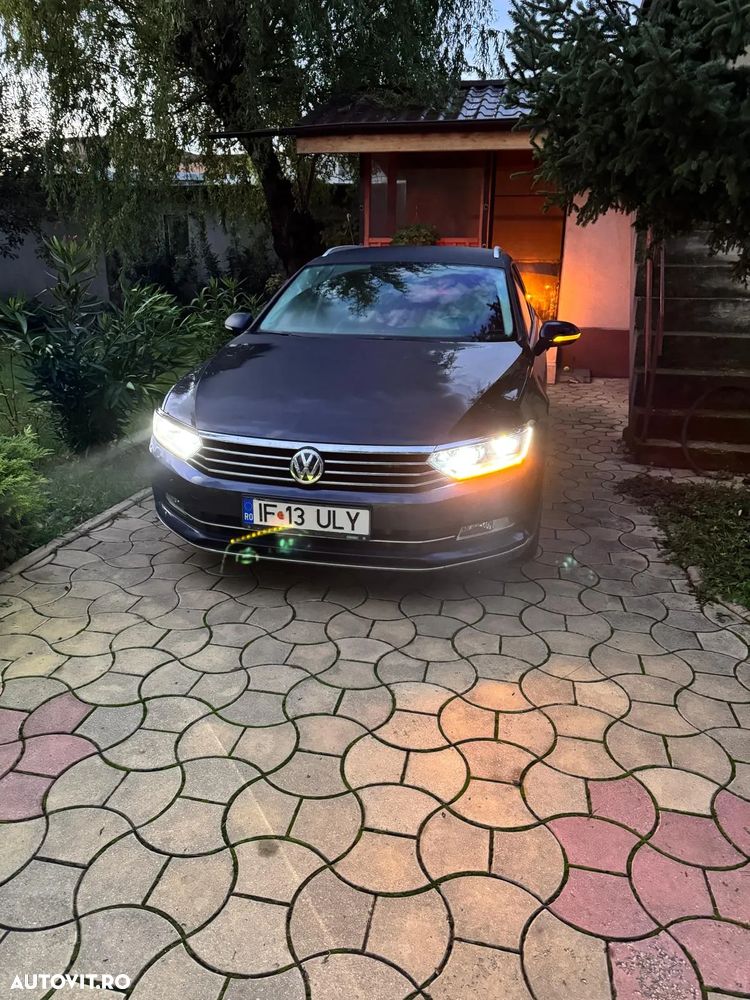 Volkswagen Passat Variant 2.0 TDI DSG Highline - 31