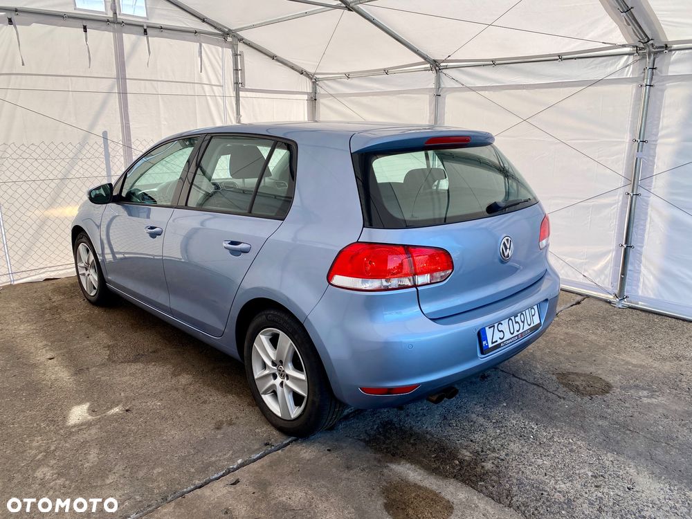 Volkswagen Golf 1.6 Comfortline - 26