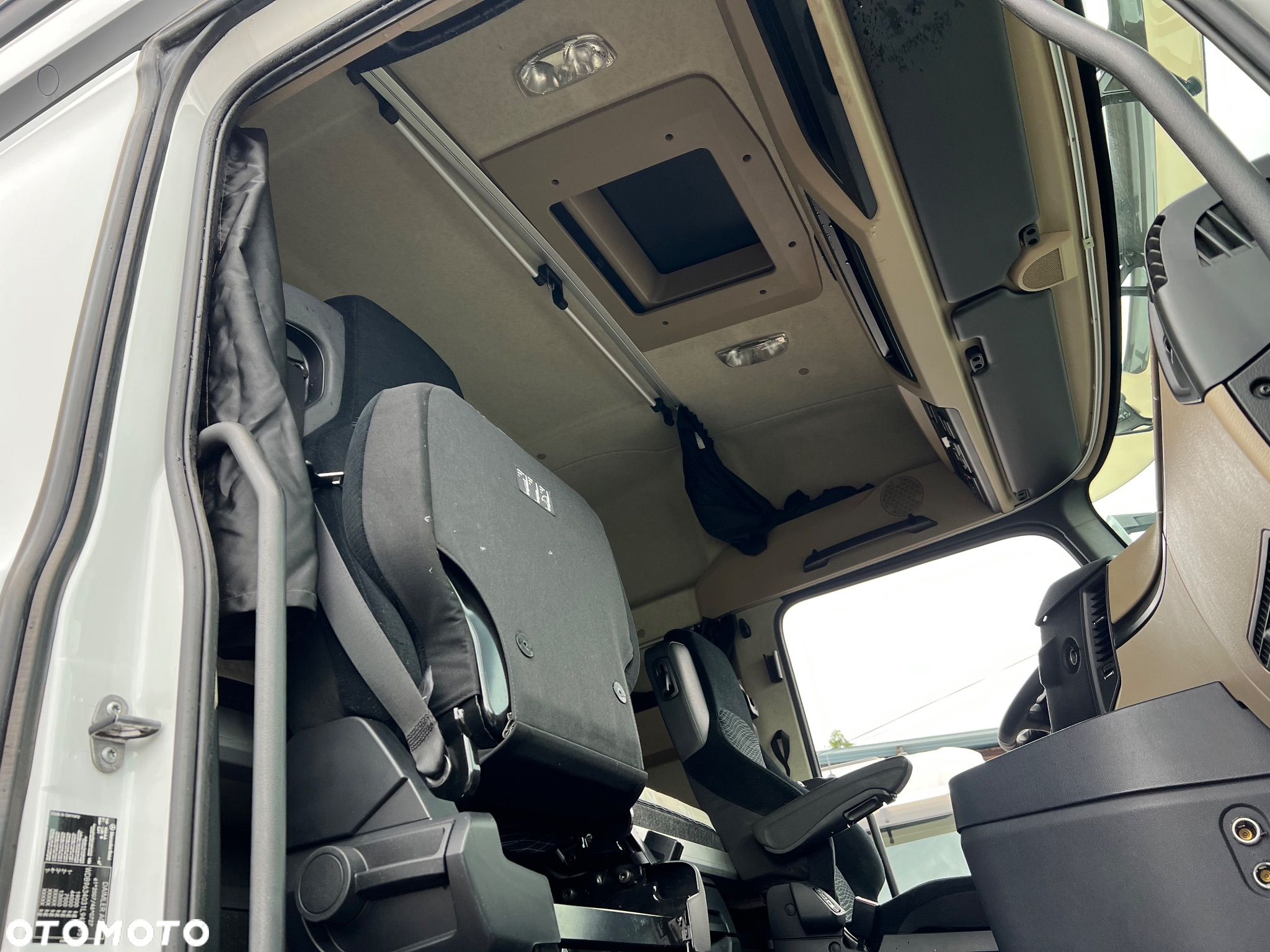 Mercedes-Benz ACTROS 1845 - 25