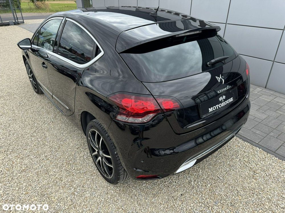 Citroën DS4 THP 200 SportChic - 11
