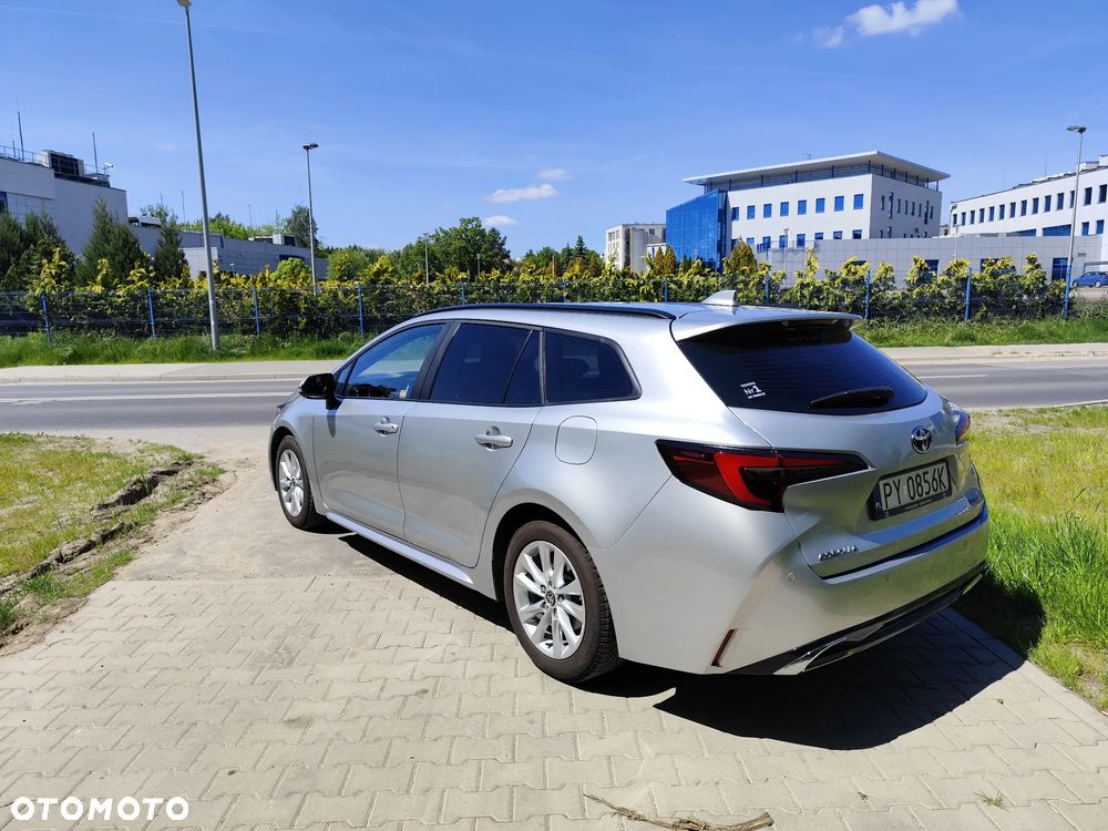 Toyota Corolla 1.8 Hybrid Comfort - 13