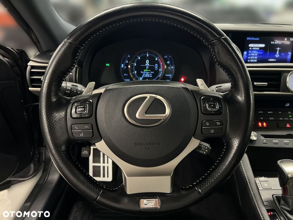 Lexus RC 200t / 300 F Sport - 19