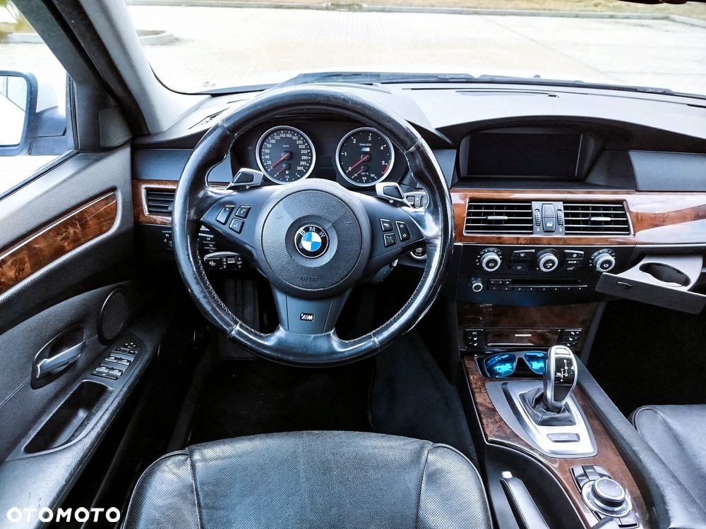 BMW Seria 5 - 25