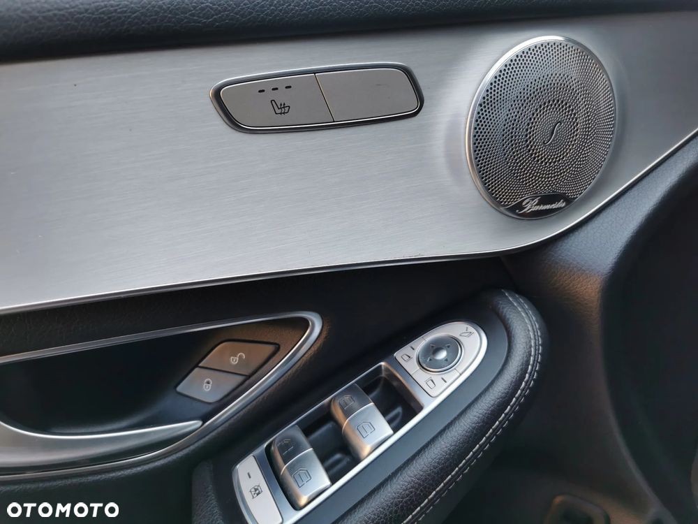 Mercedes-Benz GLC - 36