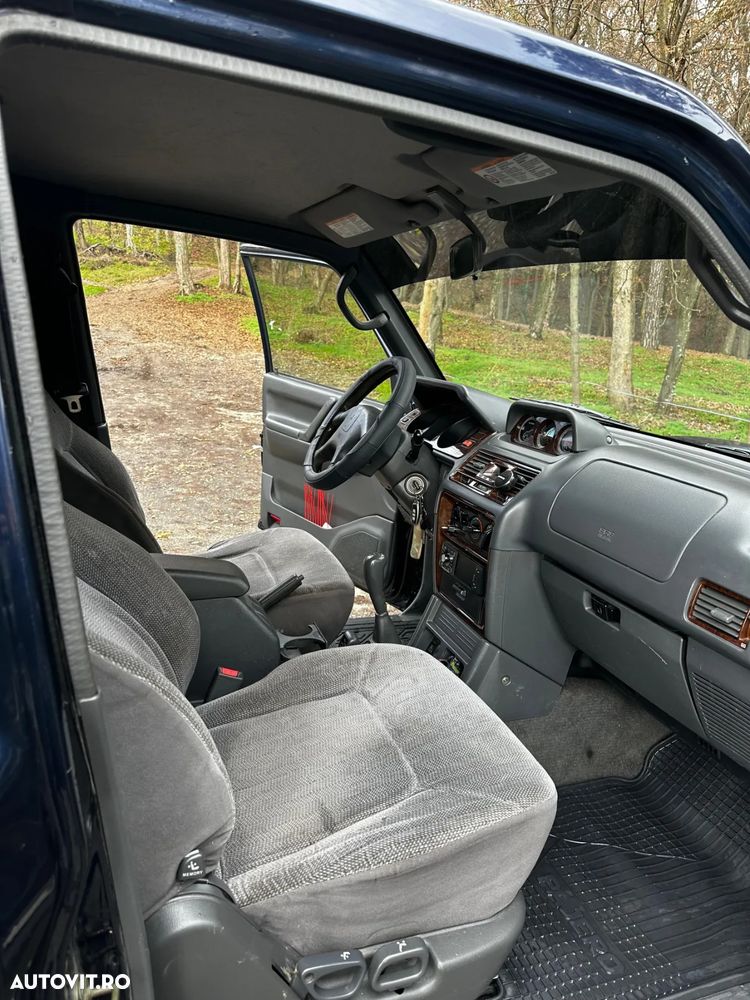 Mitsubishi Pajero 2.5 TD Classic - 6
