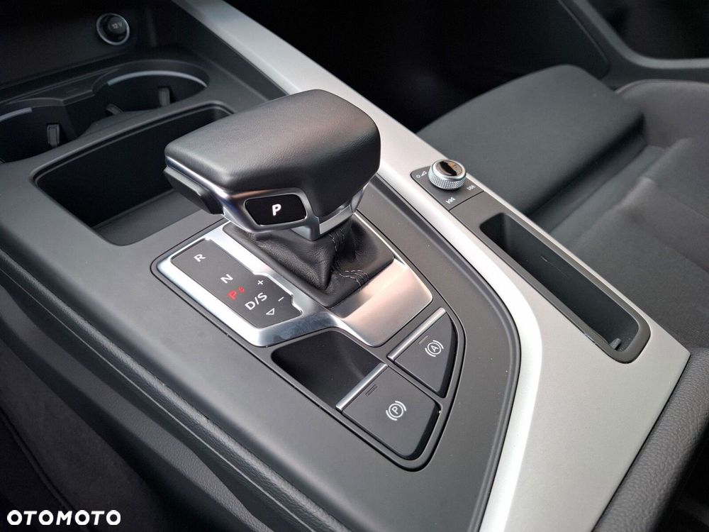 Audi A4 Allroad - 16
