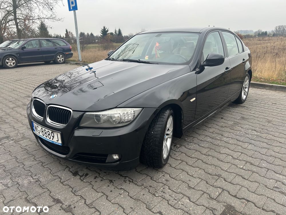 BMW Seria 3 318i - 1