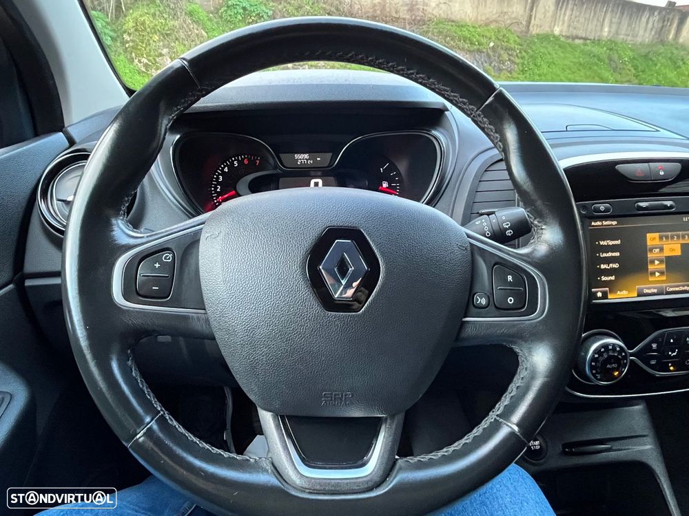 Renault Captur 0.9 TCE Initiale Paris - 19