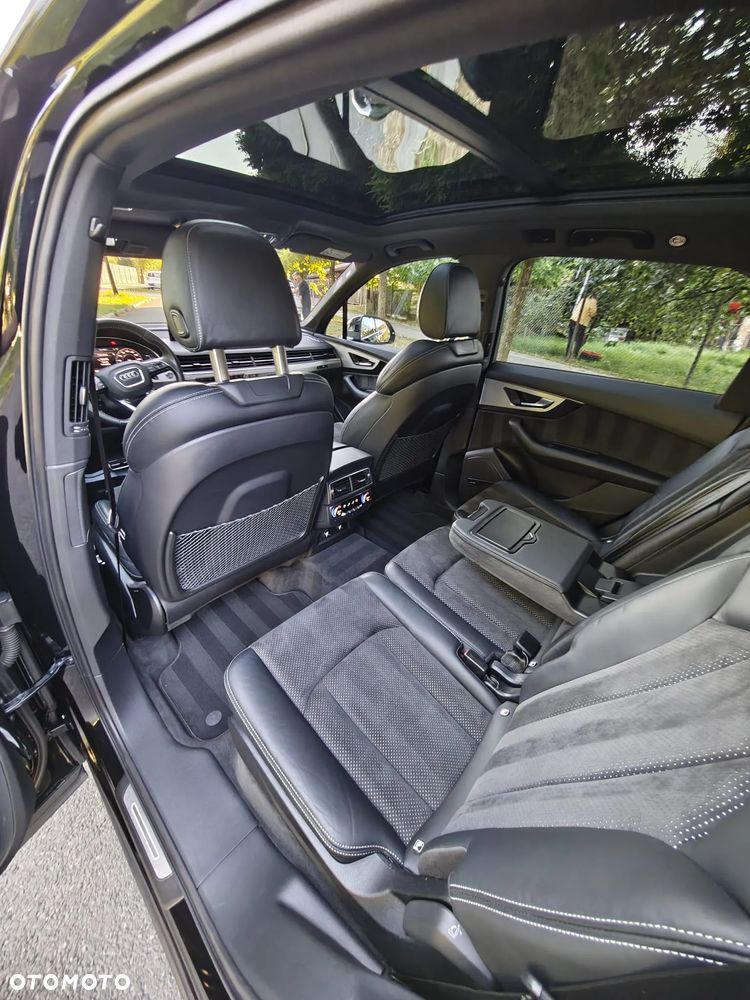 Audi Q7 50 TDI mHEV Quattro Black Edition Tiptr - 9