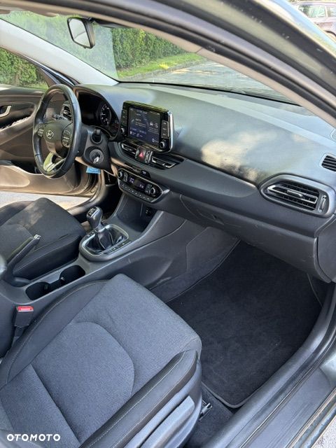 Hyundai i30 1.5 T-GDI 48V Smart - 29