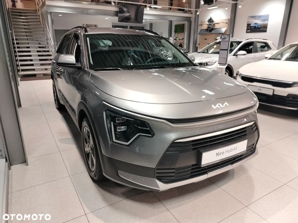 Kia Niro 1.6 GDI Hybrid M - 3