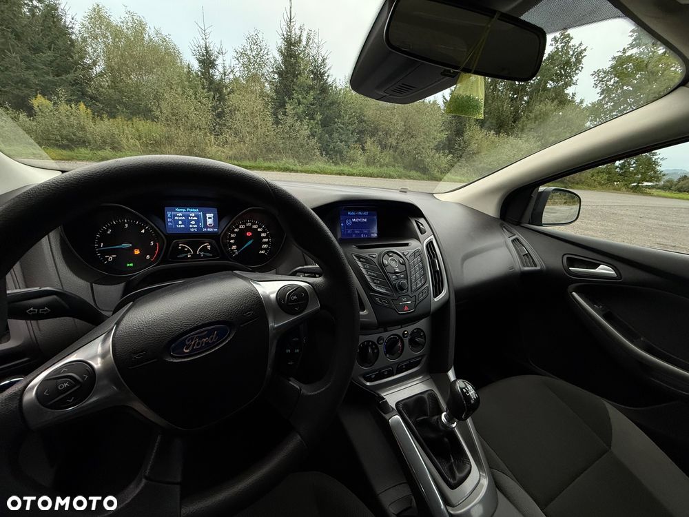 Ford Focus - 17