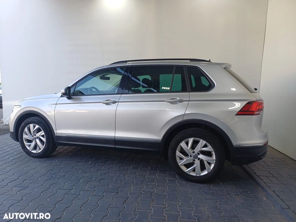 Volkswagen Tiguan 2.0 TDI SCR DSG 4Motion Life - 3