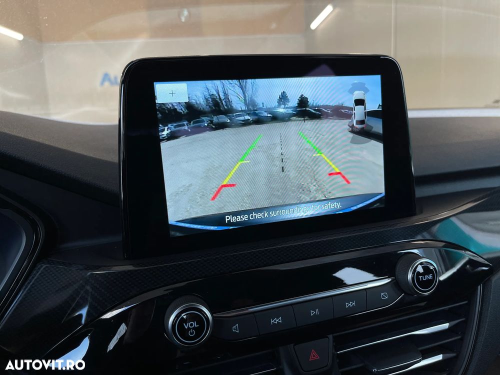 Ford Kuga 2.5 Duratec FHEV 4x4 ST-LINE X - 13