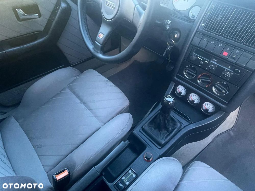 Audi S2 80 Avant 2.2 - 25