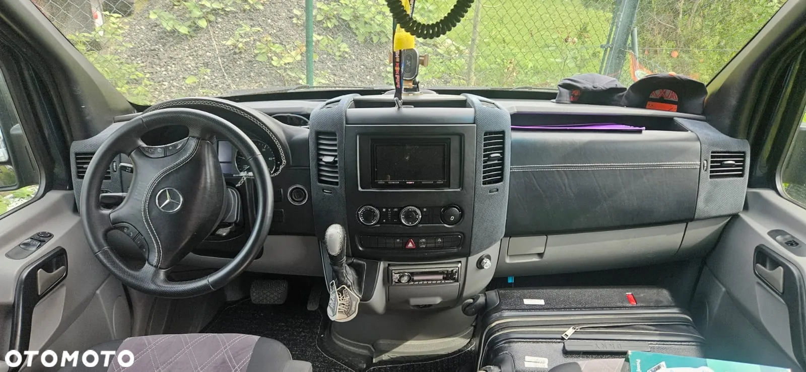 Mercedes-Benz Sprinter - 16