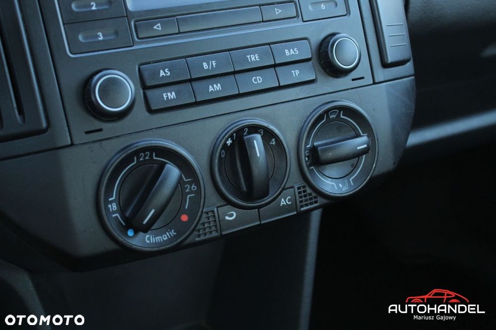 Volkswagen Polo - 12