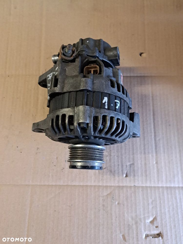 Opel Zafira B alternator Vacum Pompa 1.7 cdti - 1