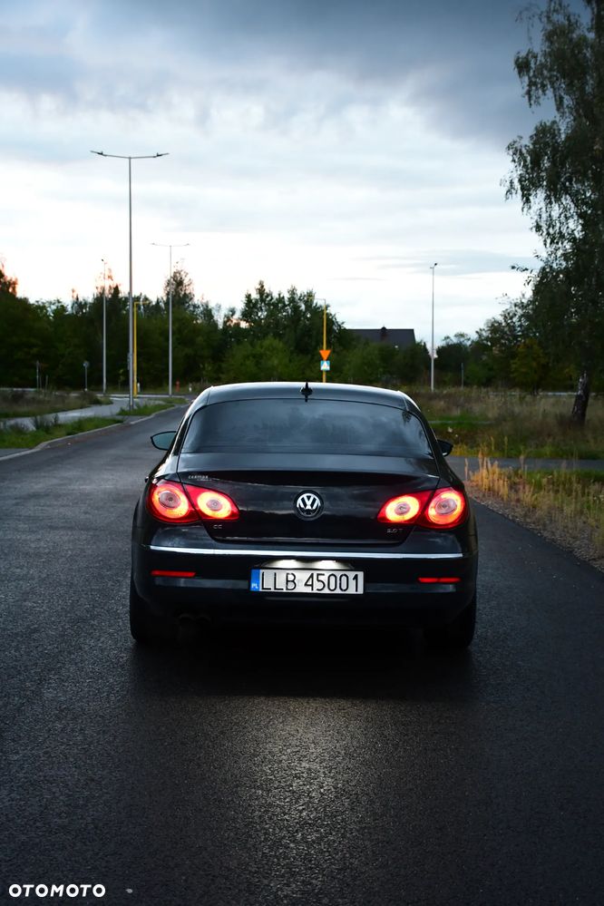 Volkswagen Passat CC - 15