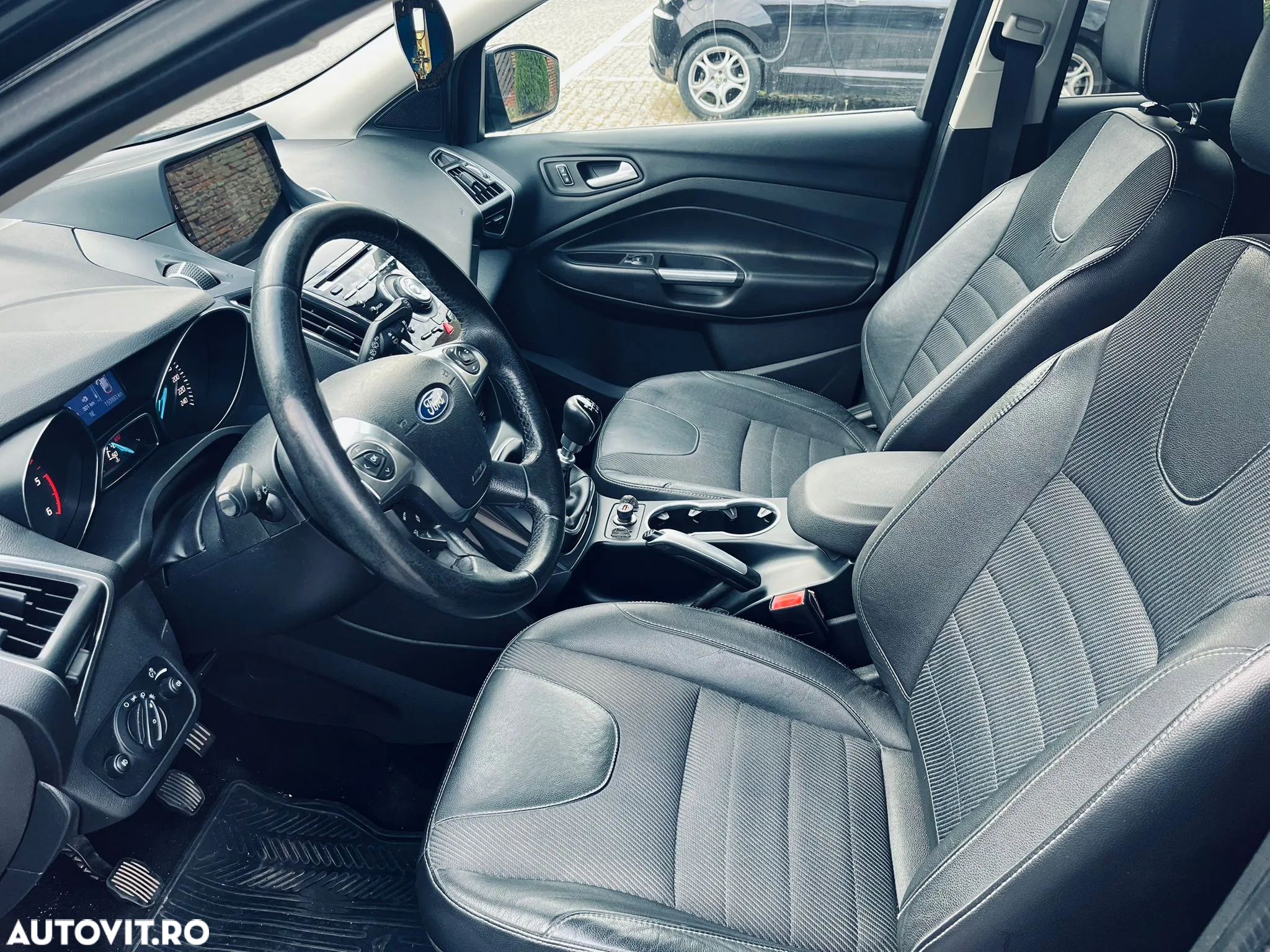 Ford Kuga 2.0 TDCi 4WD Titanium - 13