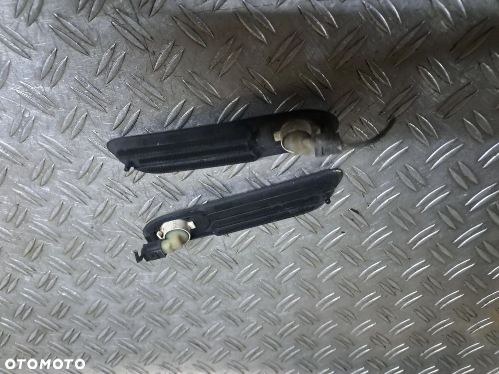 Kierunkowskaz blotnika Mini Cooper R50 R52  R53 - 2