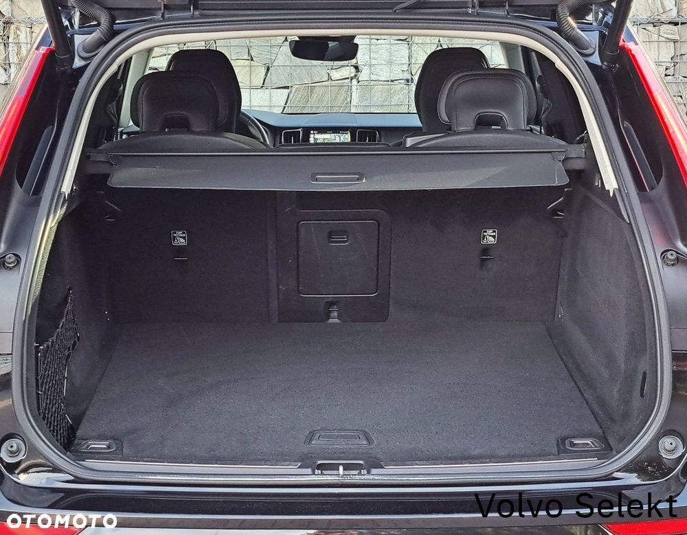Volvo XC 60 - 30