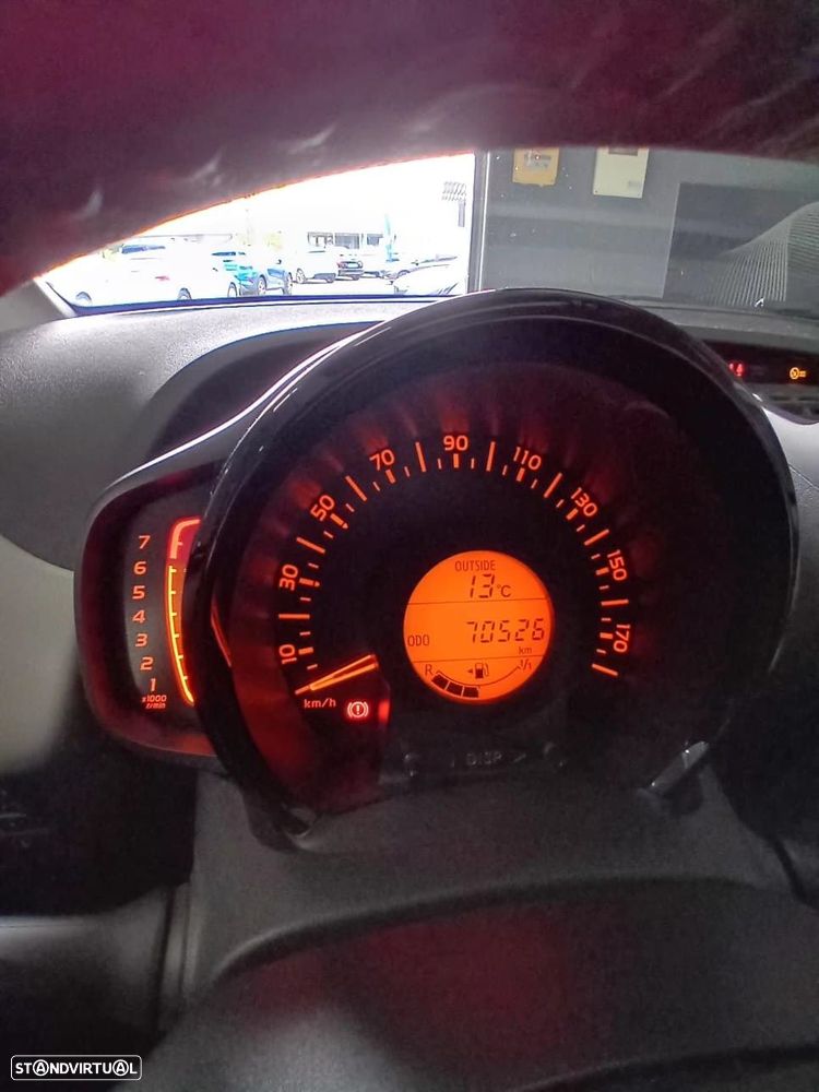 Toyota Aygo 1.0 X-Play+AC - 20