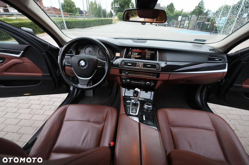 BMW Seria 5 520d xDrive Luxury Line - 15