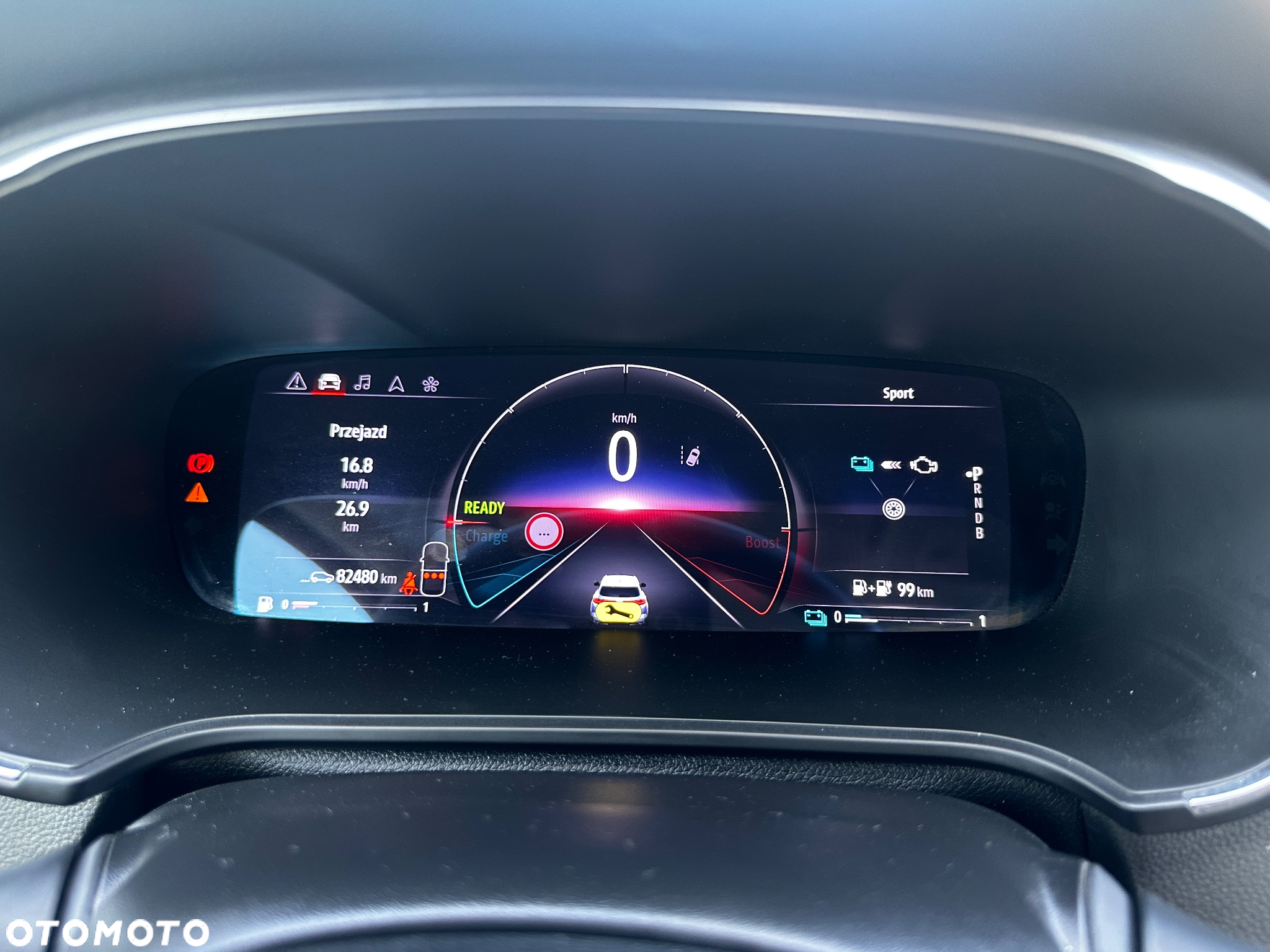 Renault Megane Grandtour E-TECH Plug-in 160 BUSINESS EDITION - 18
