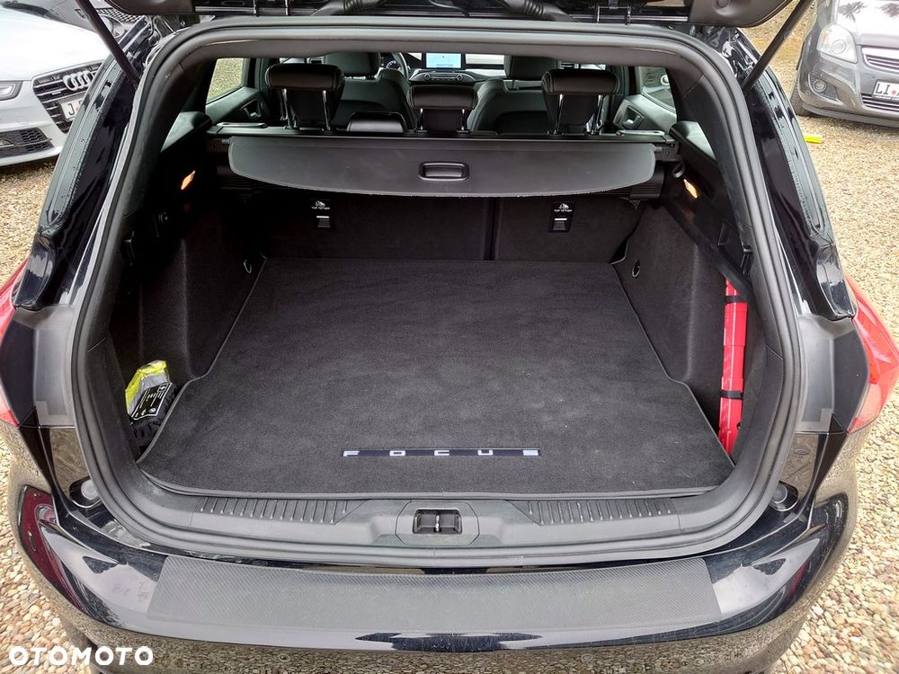 Ford Focus 2.0 EcoBlue ST - 36