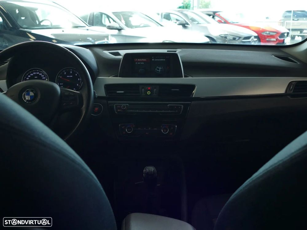 BMW X1 16 d sDrive - 34