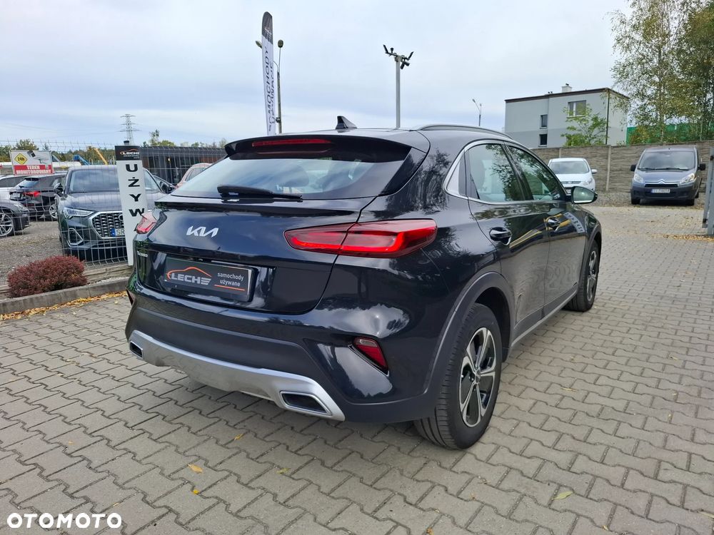 Kia XCeed - 13