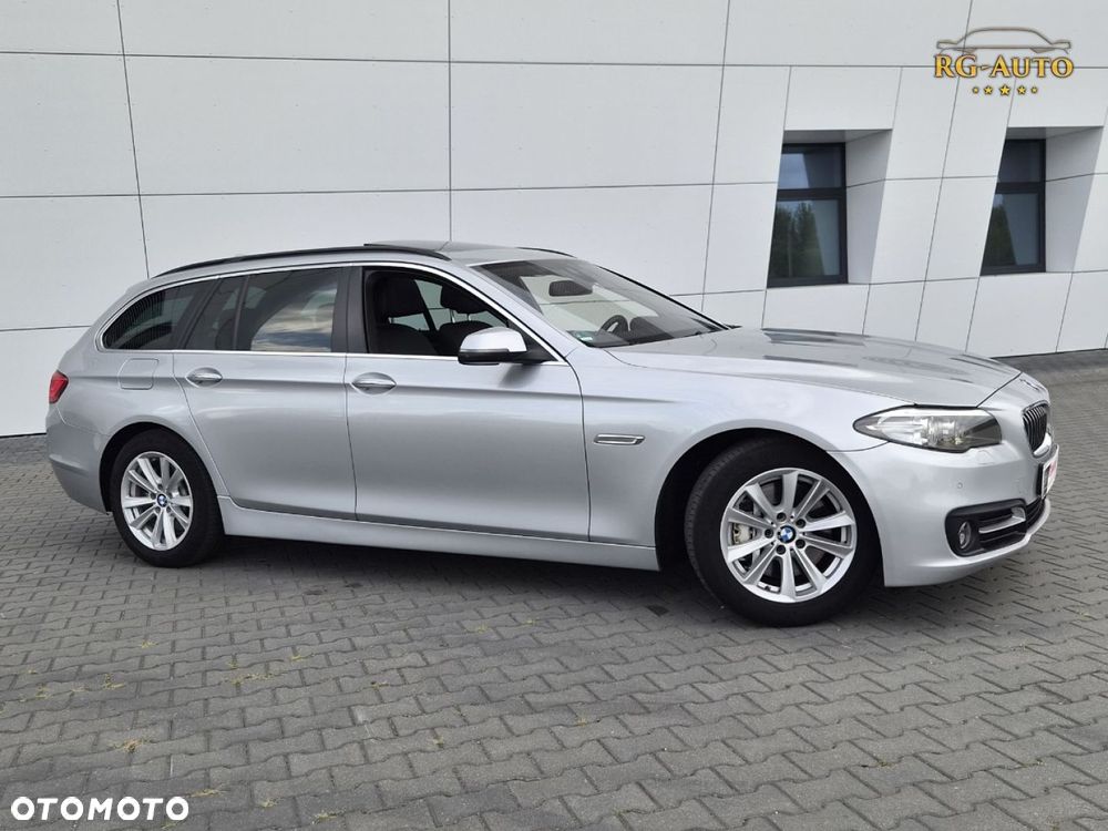 BMW Seria 5 525d xDrive Luxury Line - 13