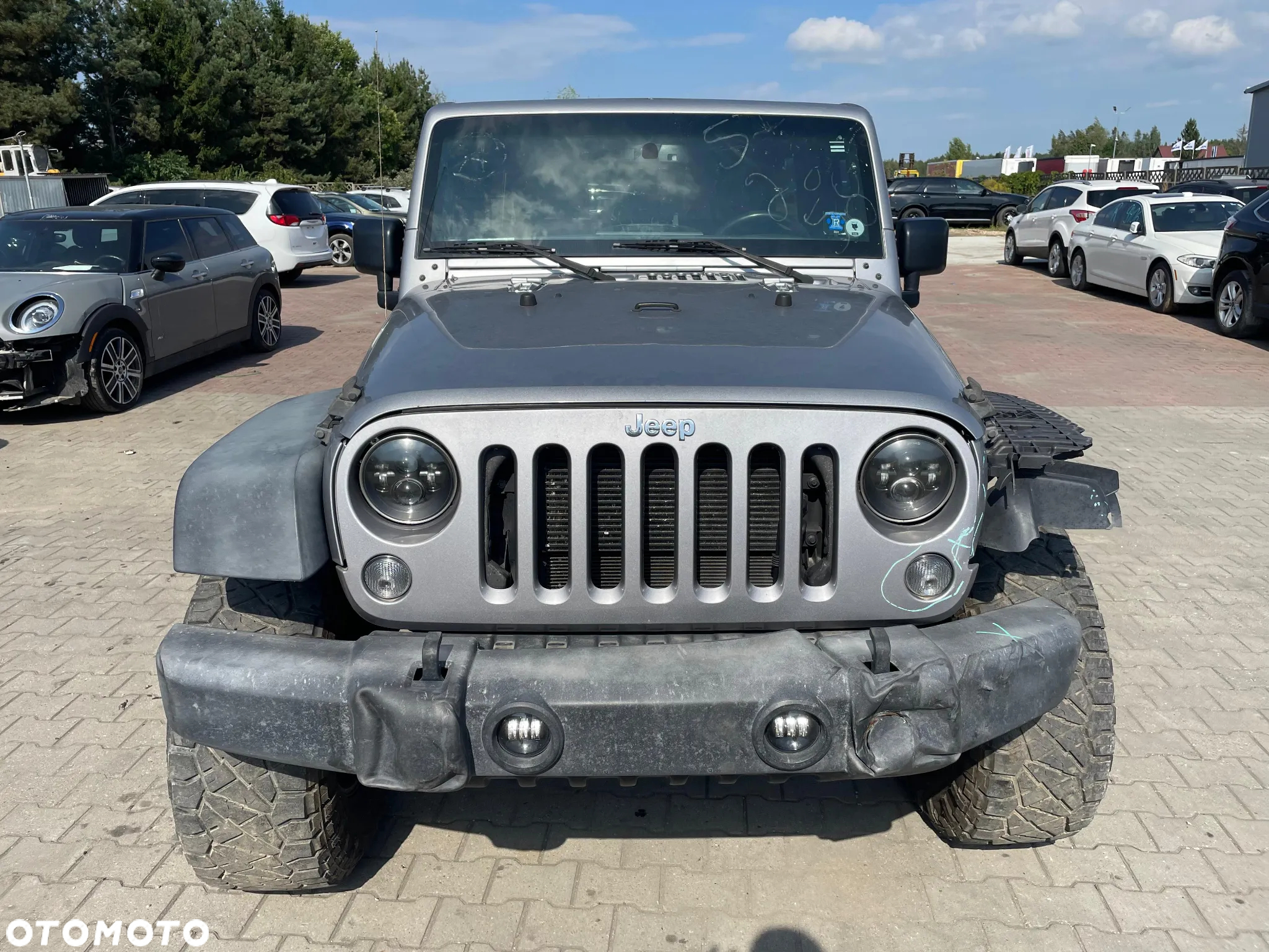 Jeep Wrangler - 2