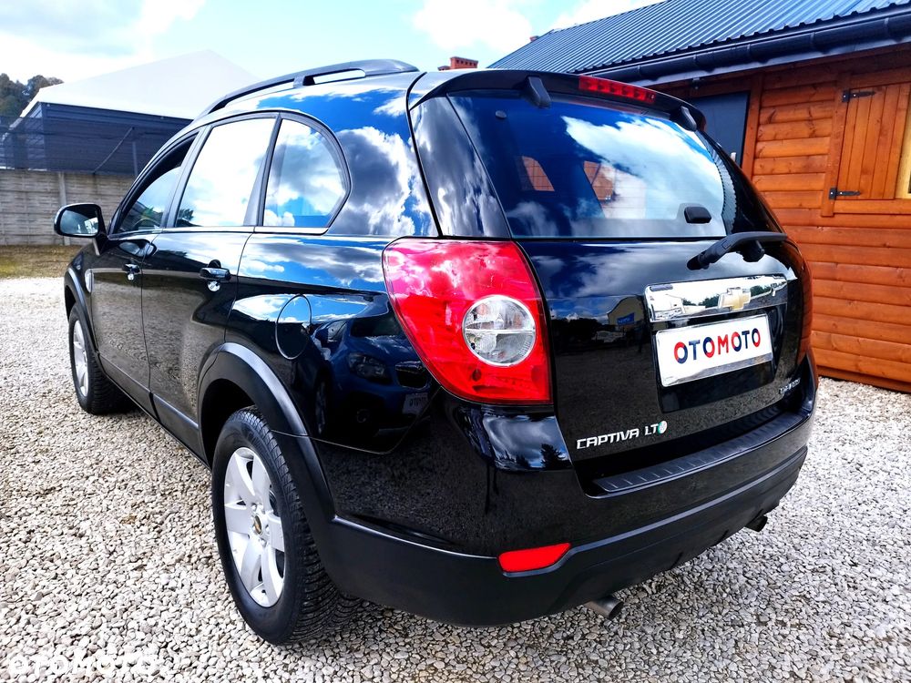 Chevrolet Captiva 2.4 LS 5os - 6