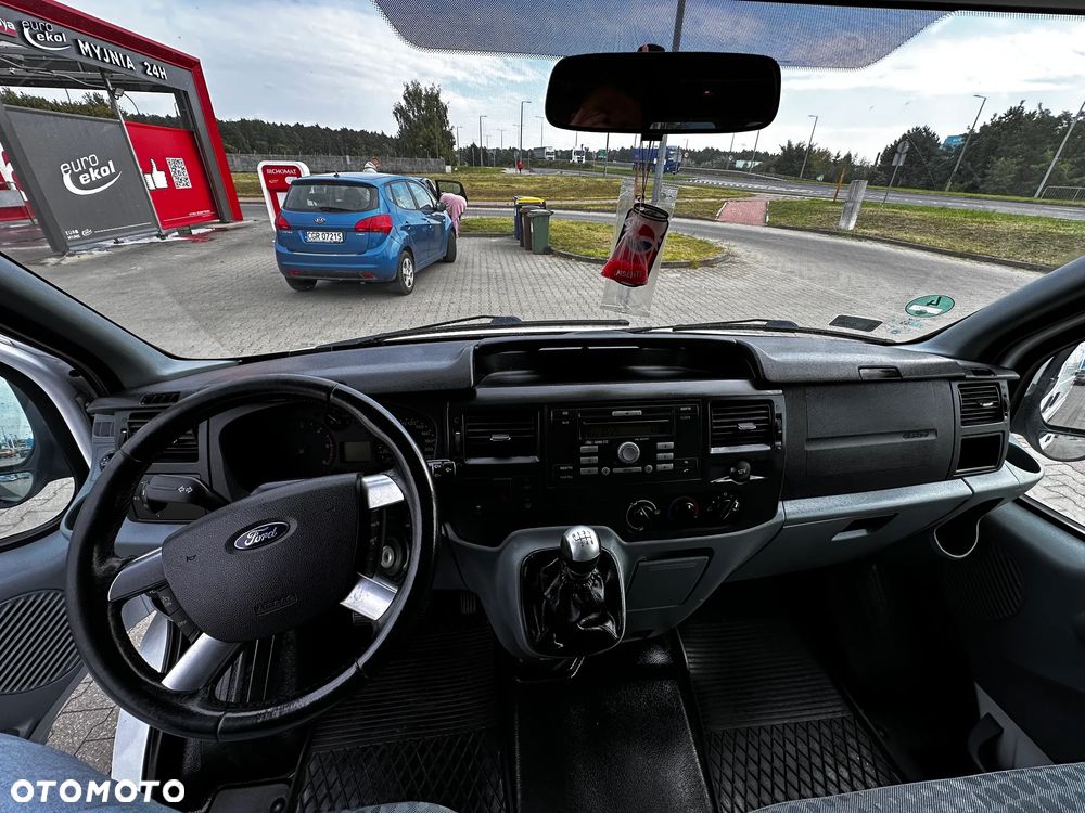 Ford Transit - 14