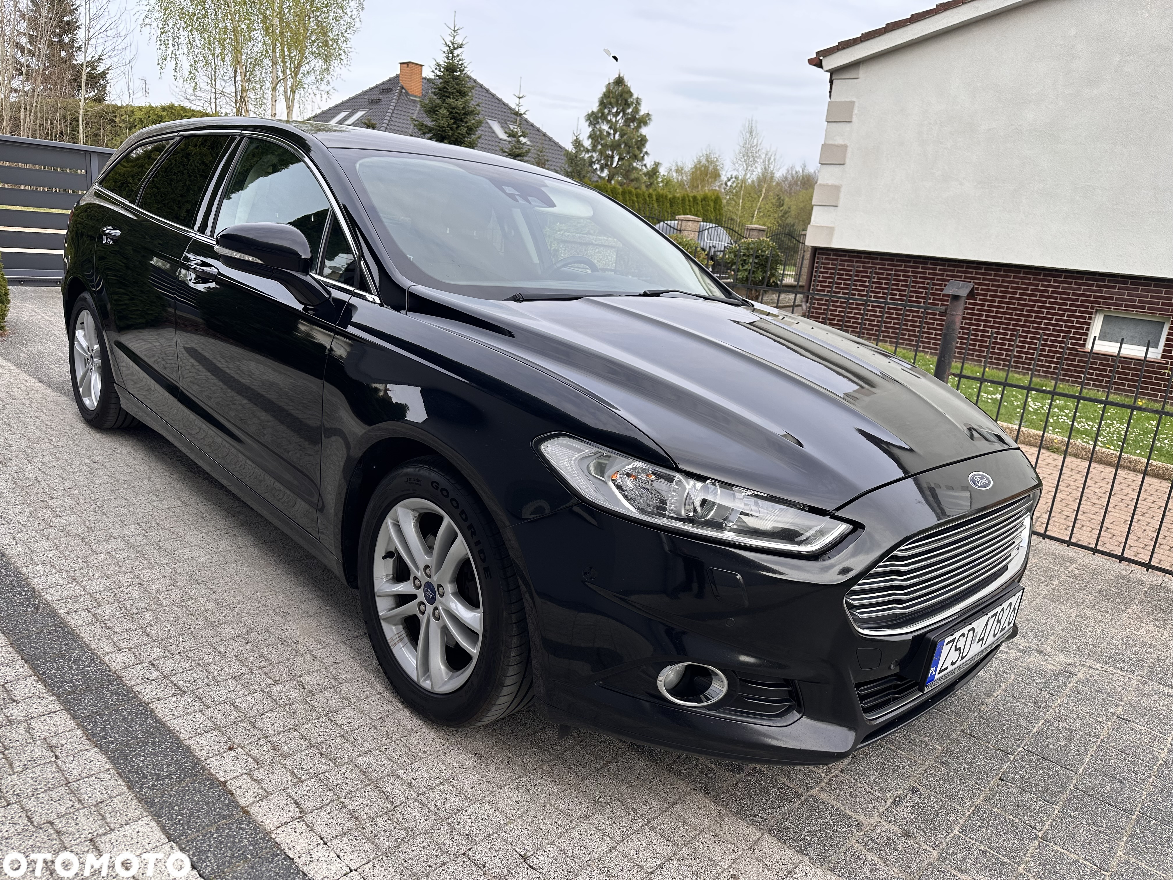 Ford Mondeo 2.0 TDCi Titanium PowerShift - 28