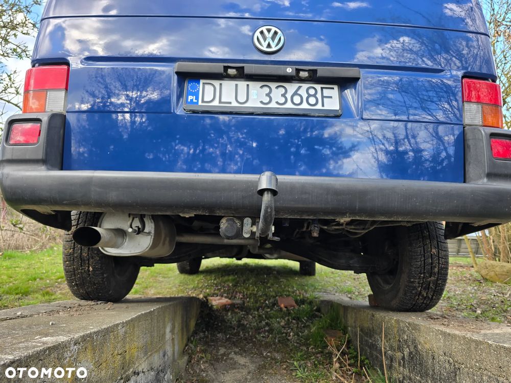 Volkswagen Caravelle Basis / CL - 26