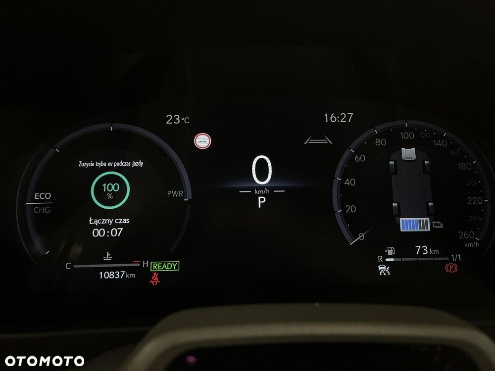 Lexus UX 300h Business - 16