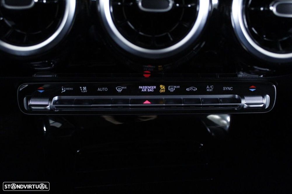 Mercedes-Benz A 200 d - 31