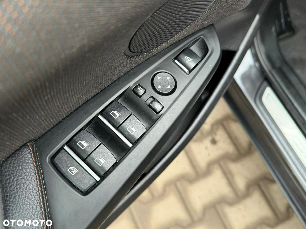 BMW X4 xDrive20d xLine - 12