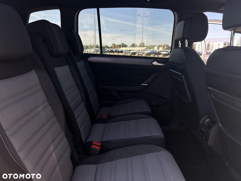 Volkswagen Touran 1.8 TSI BMT Highline DSG - 19