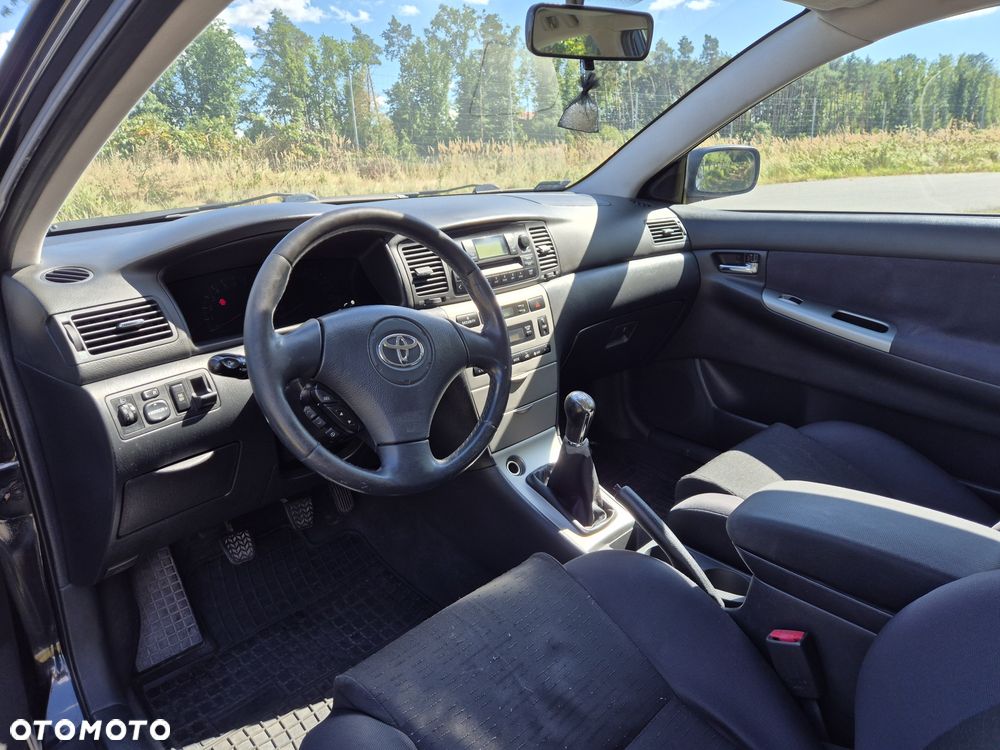 Toyota Corolla - 8