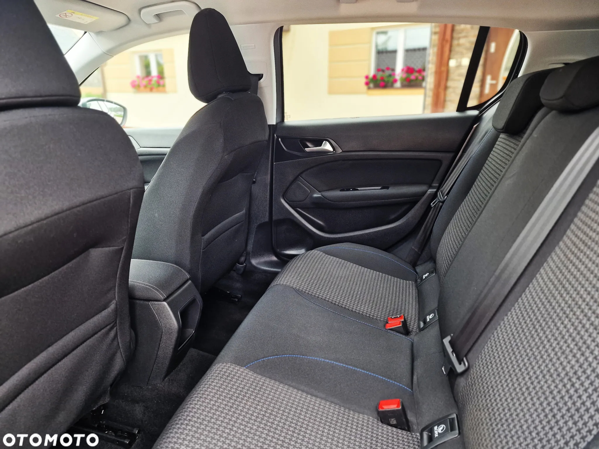 Peugeot 308 1.2 PureTech Allure S&S - 30