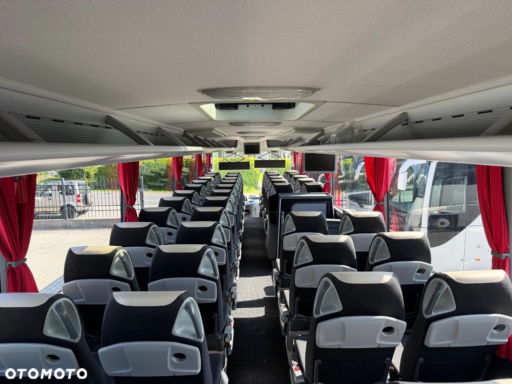 Mercedes-Benz Tourismo RHD M - 18