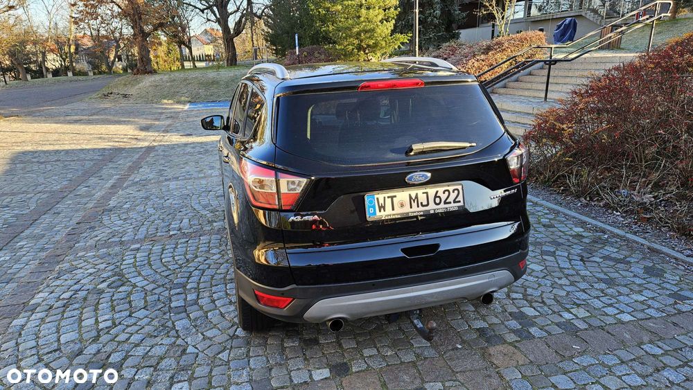 Ford Kuga 1.5 EcoBoost 2x4 Titanium - 5