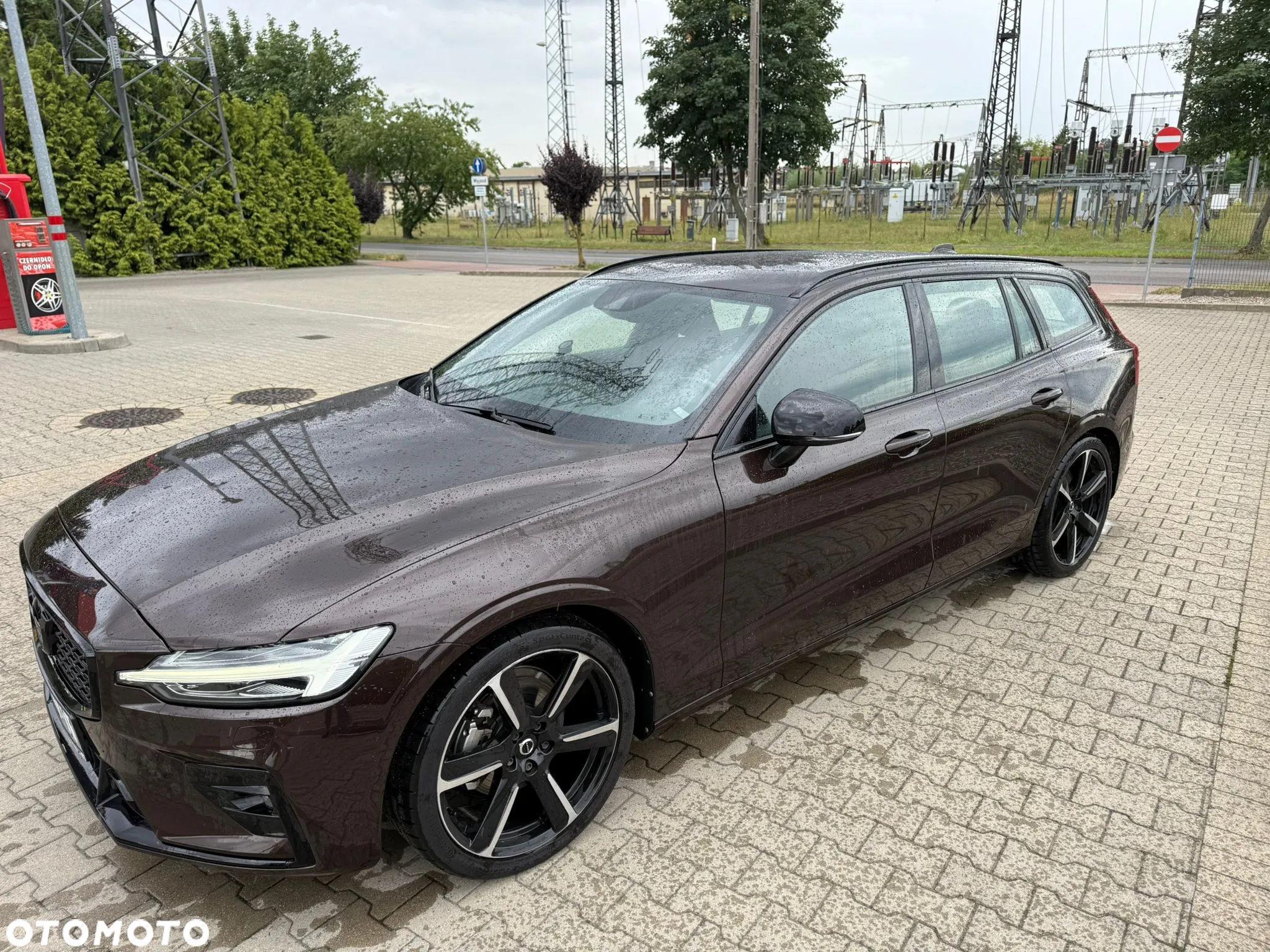 Volvo V60 D3 AWD R-Design - 3